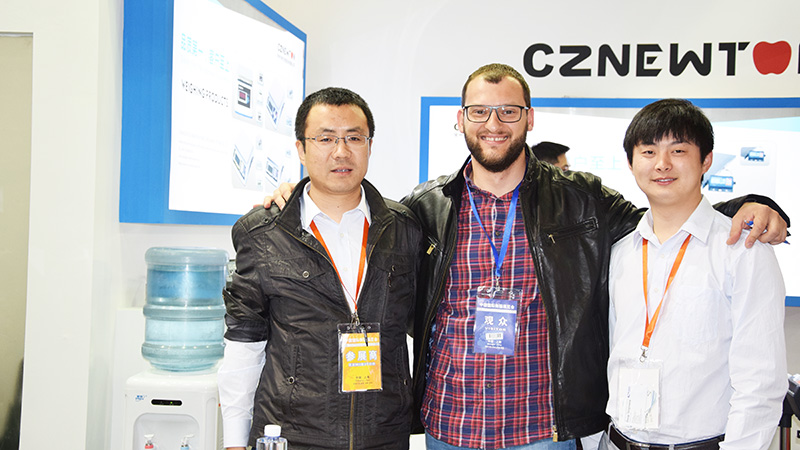 電子計數(shù)秤經(jīng)銷批發(fā)，就找億東